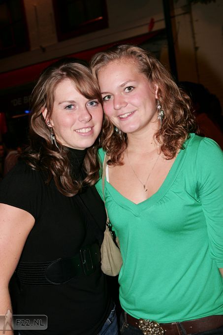 Foto: Pagina 4 - Nr. 6 (Foto 77995)