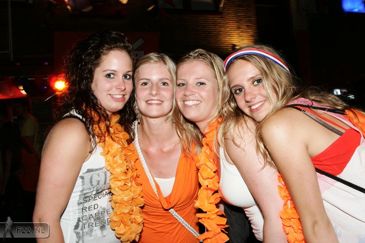 Foto: Pagina 1 - Nr. 12 (Foto 93090)