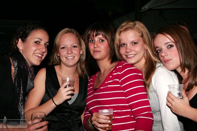 Foto: Pagina 2 - Nr. 3 (Foto 75882)