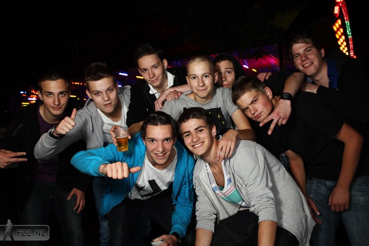 Foto: Pagina 1 - Nr. 4 (Foto 105952)